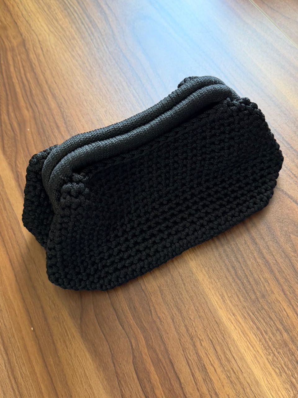 Medium Bubbly Clutch Black